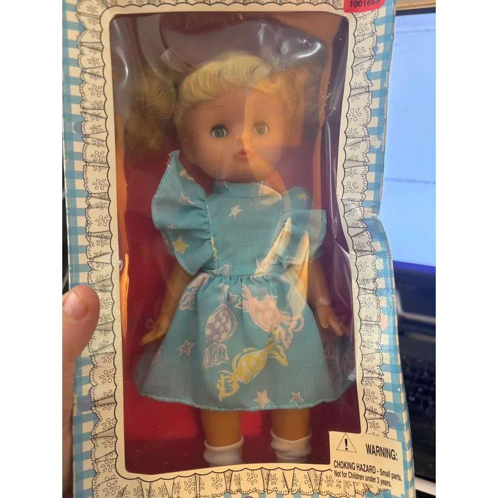 VINTAGE Little Loves  DOLL WITH BOX Fishel Toys